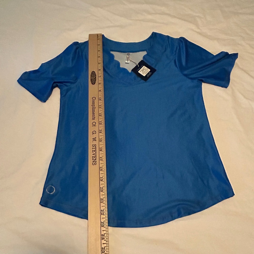 The Bubble Emily Top NWT Women's XS Short Sleeve‎ Scalloped Neck Top Blue - Picture 11 of 11